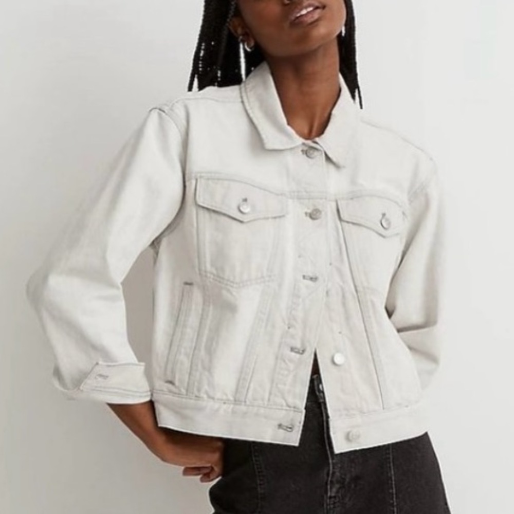 Madewell The Cropped Trucker Jean Denim Jacket in Glenrich Wash